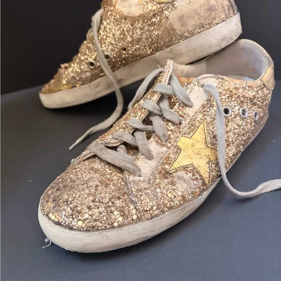 Golden Goose Women's Gold Glitter Low-Top Sneakers with Metallic Star - Picture 6 of 16